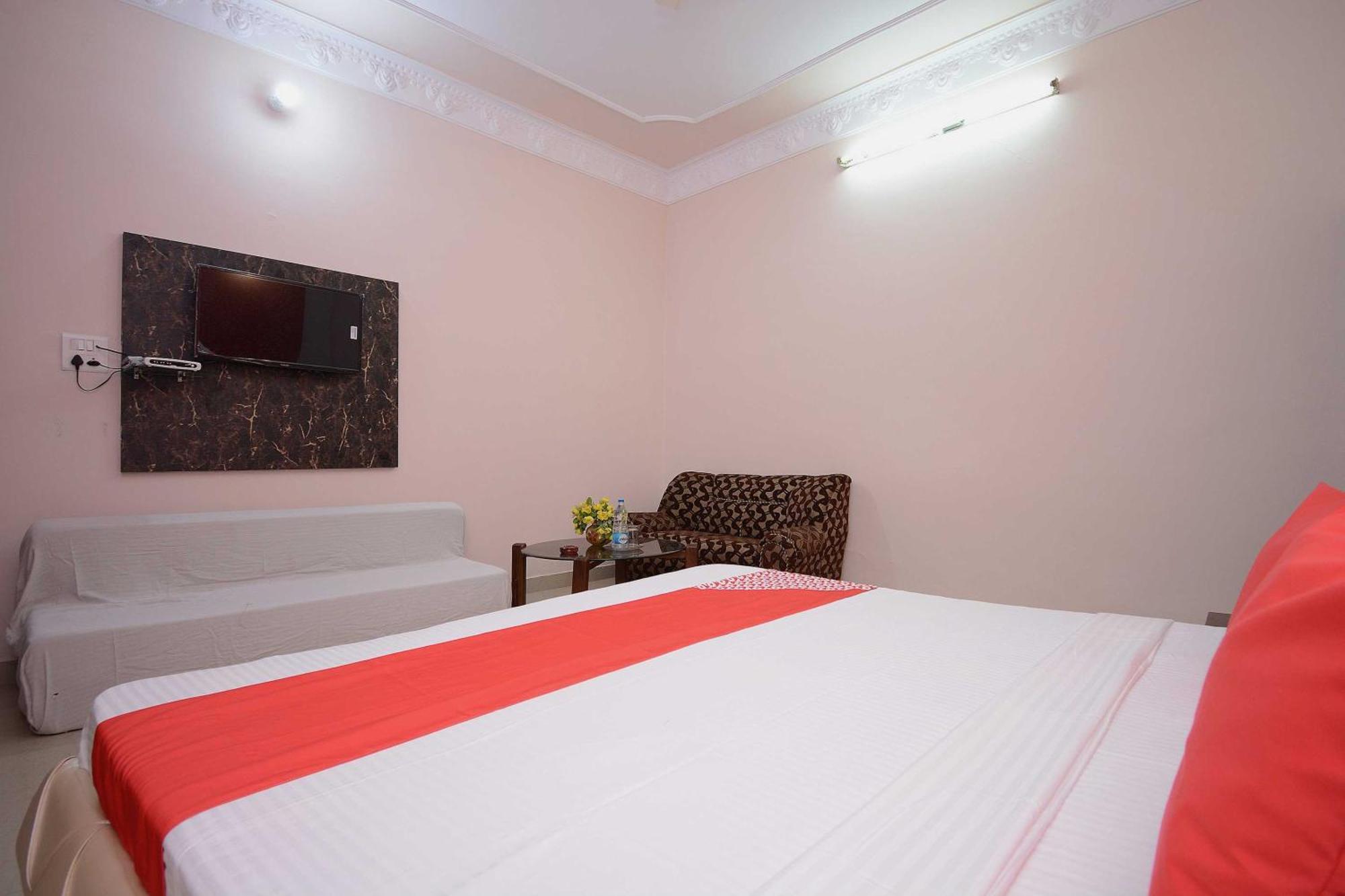Hotel Asia Palace Pathānkot Eksteriør billede